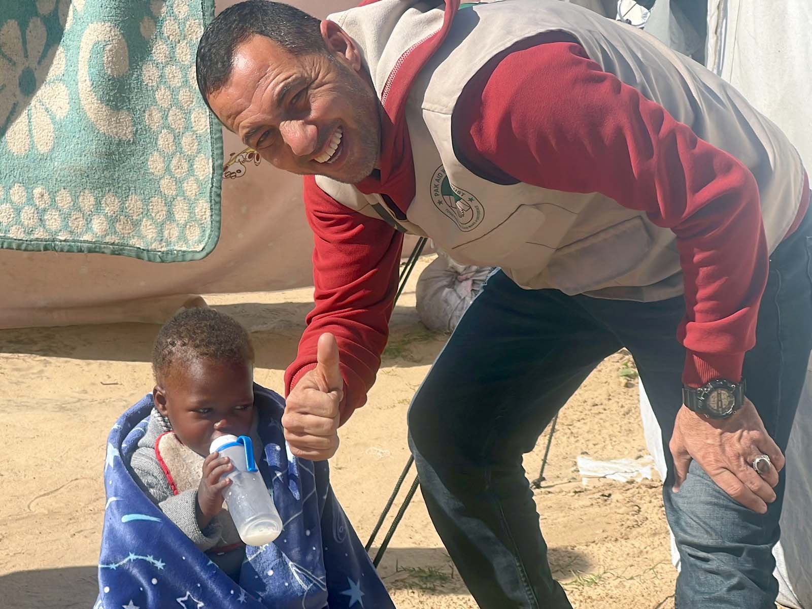 Clean water humanitarian response activity in Gaza